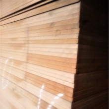 МДФ шлифованные производства Kastamonu стандартной плотности толщиной 16 мм размером 2800х2070 мм, торцы листов в стопе